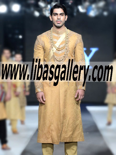 HSY men-couture-sherwanis-17
